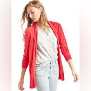 Pink oversized Gap cardigan sweater.